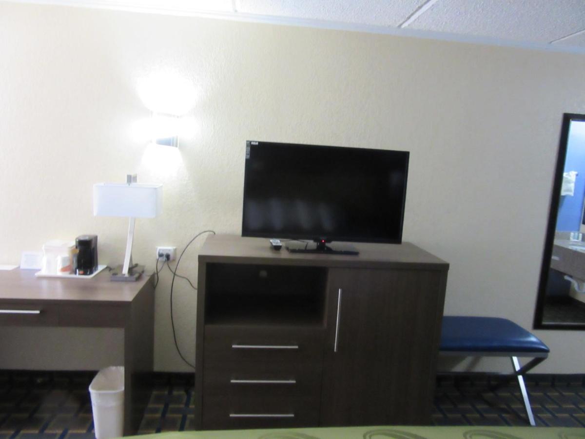 Quality Inn & Suites Near Six Flags East Atlanta Dış mekan fotoğraf